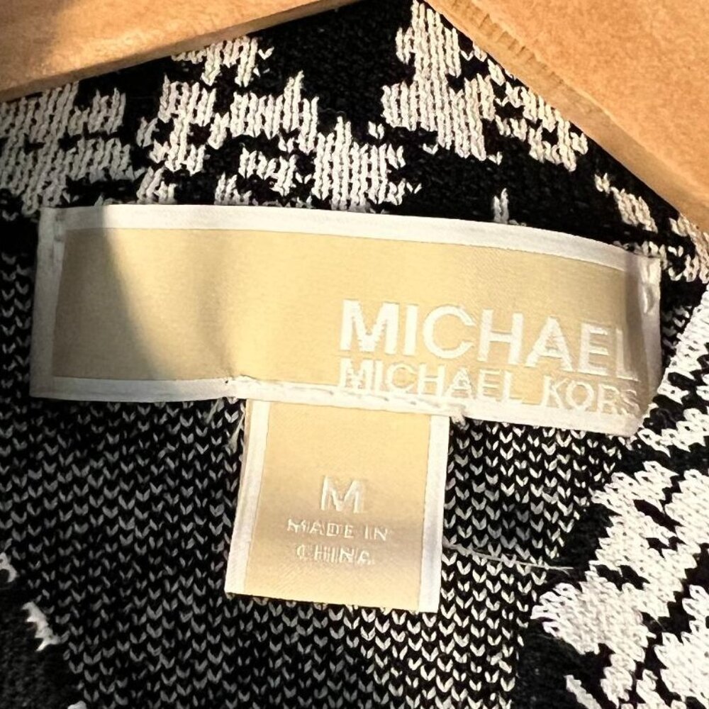 Michael Kors Bodycon Floral Knit Dress - Picture 6 of 7